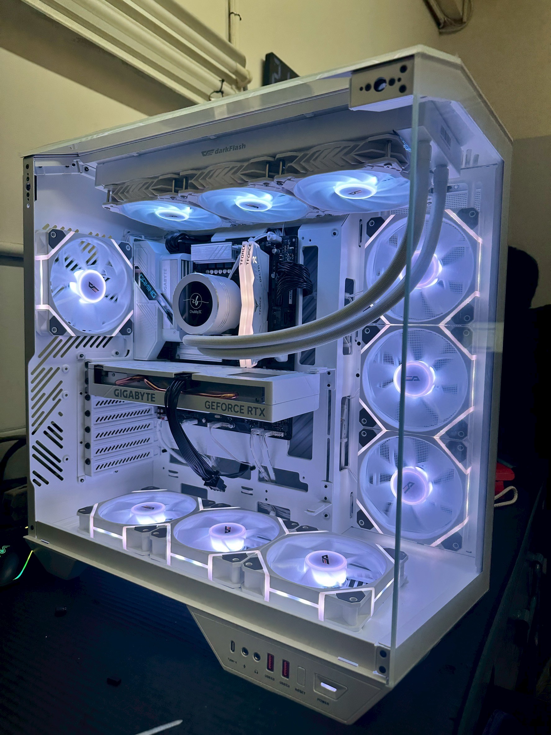 Dy470 客製化電競主機 + 螢幕 Asus VG27AQM5A